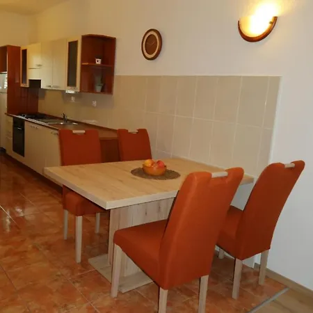Apartment Center Makarska